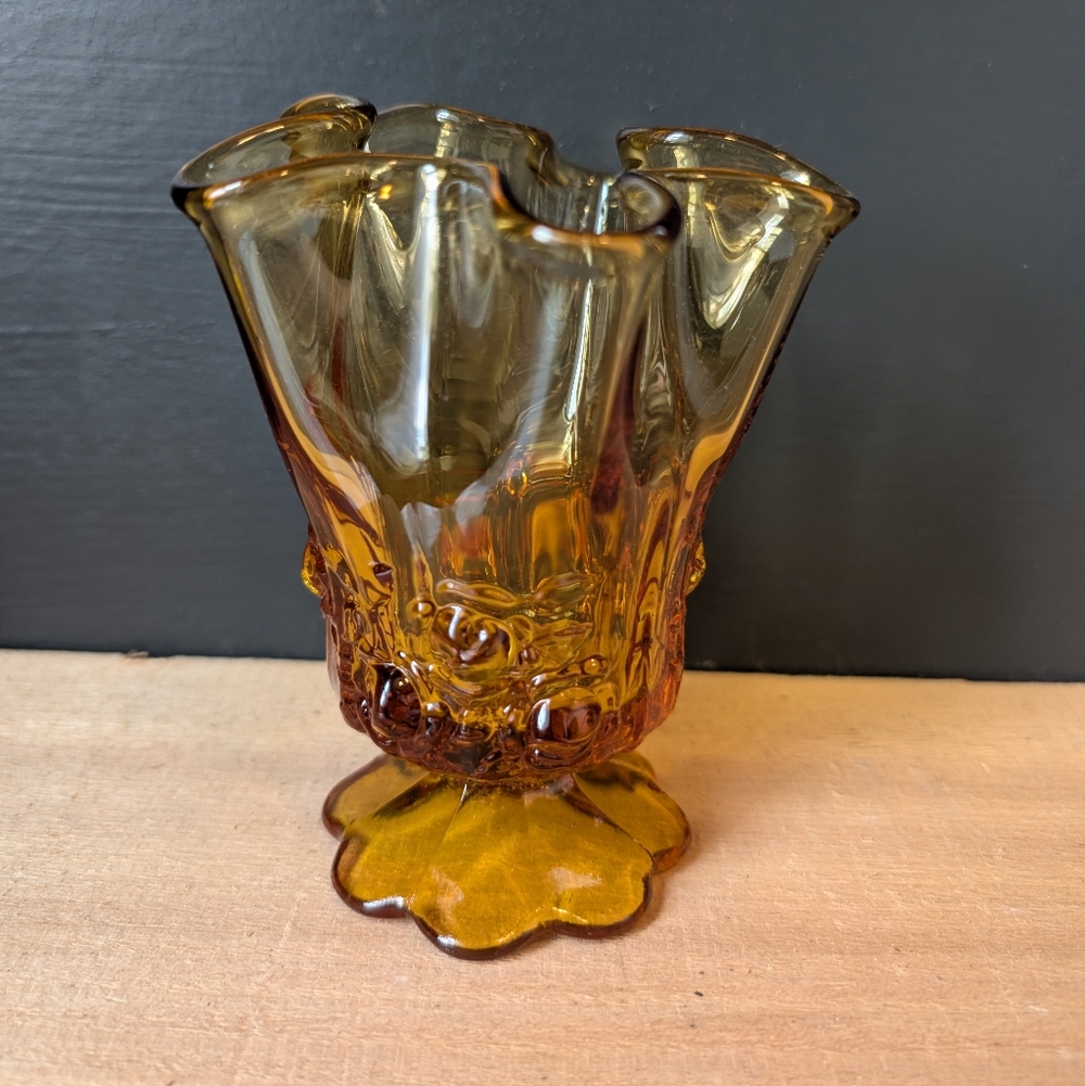 Vintage Amber Rose Ruffle Vase